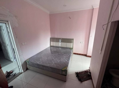 House 15room 2000$