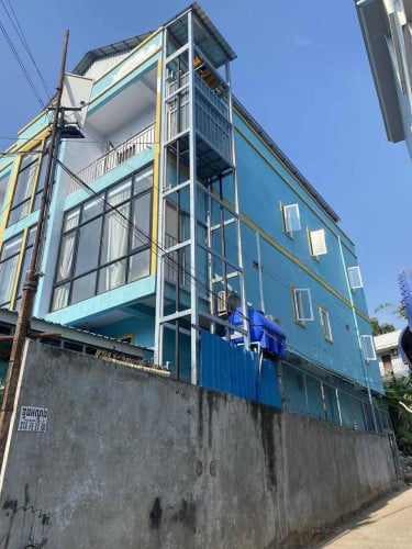 House 15room 2000$