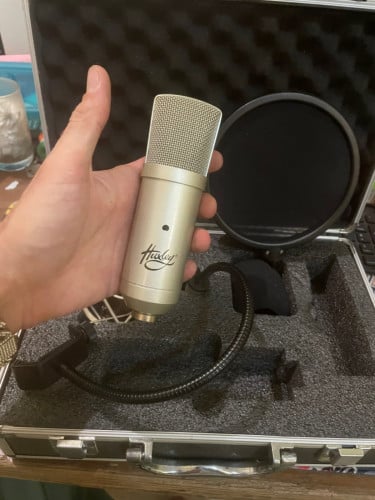 Huxley pro studios