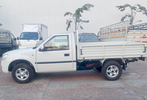 JMC Truck ឆ្នាំ2018 សំរាប់ដឹកទំនិញ ប៉ុង1 ឡានស្អាត