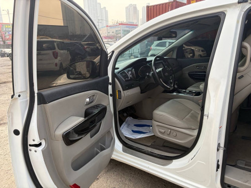 KIA carnival 2019