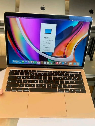Macbook Airឆ្នាំ 2018 Rose gold