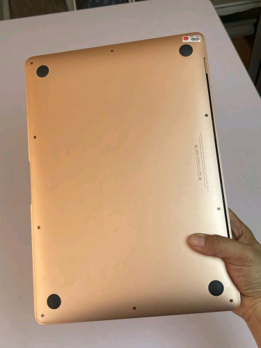 Macbook Airឆ្នាំ 2018 Rose gold