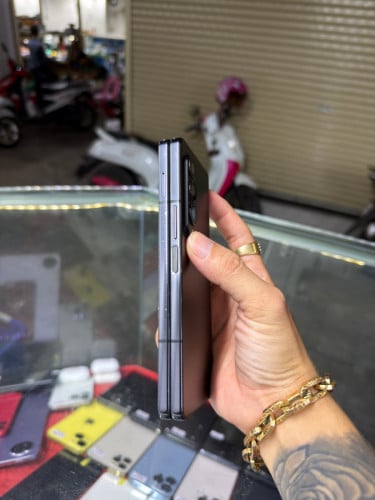 Samsung Fold 4 Black Company Sim2 Ram12GB HD256GB Phone Condition 97% , ខូចអេក្រង់ក្នុង