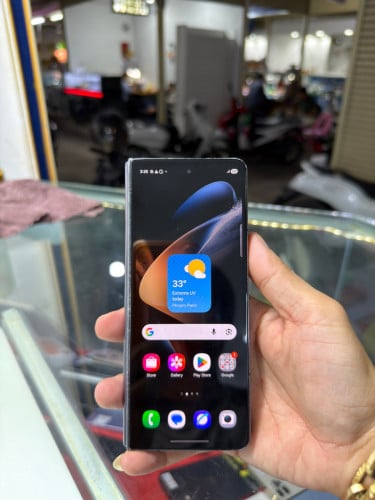 Samsung Fold 4 Black Company Sim2 Ram12GB HD256GB Phone Condition 97% , ខូចអេក្រង់ក្នុង