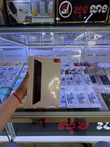 Samsung TabA11+5g(6g+128g)ថ្មី