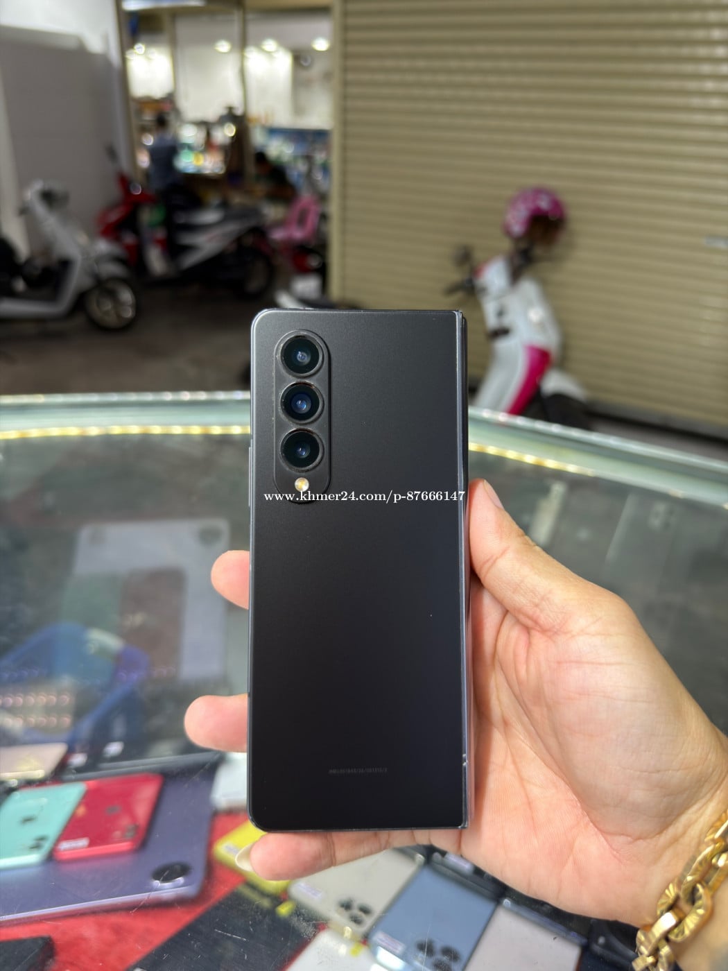 Samsung Fold 4 Black Company Sim2 Ram12GB HD256GB Phone Condition 97% , ខូចអេក្រង់ក្នុង