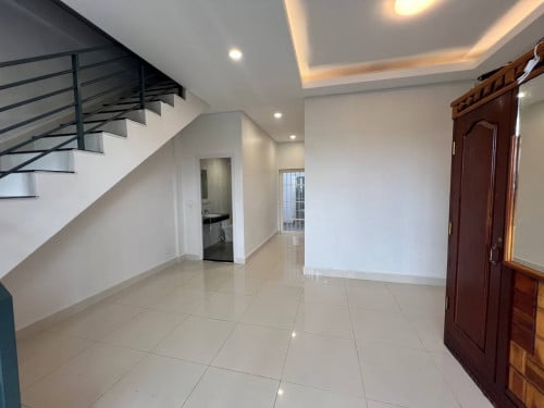 ផ្ទះសំរាប់ជួល