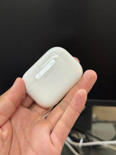 ប្រអប់កាស​ AirPod Pro 3