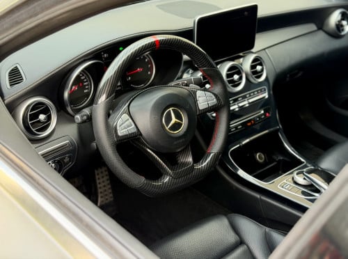 🔥C300AMG 015កាន់💰8000$💸ដកឡានភ្លាមបង់រំលស់ជាមួយឃ្លាំងផ្ទាល់