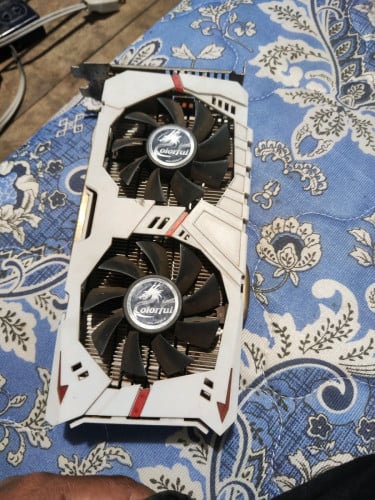 លក់ vga 960 4g វាដំណើរការប៉ុន្តែអត់ចេញរូប