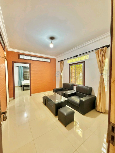 2 bedrooms house for rent available to view now located in Salakomreuk