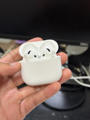 AirPod 4 99 %