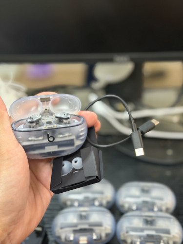 Beats Studio Buds + Transparent 99.99%