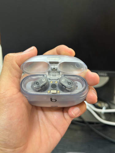 Beats Studio Buds + Transparent 99.99%