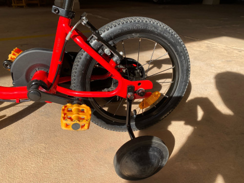 Decathlon kids bicycle, 14” wheels.
