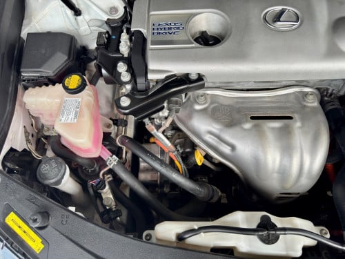 LEXUS ES300H Full Premium ឆ្នាំ 2013 ពណ៍ស ក្នុងលឿង