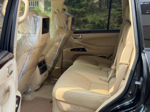Lexus LX570 ឆ្នាំ2013 ឡើង2021 Kuro ធានាឡានស្អាត