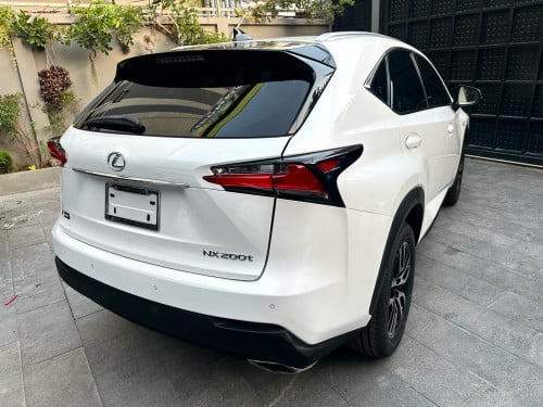 Sale Lexus NX200T ឆ្នាំ​2016​ up F-Sport ក្រដាស​ពន្ធ​