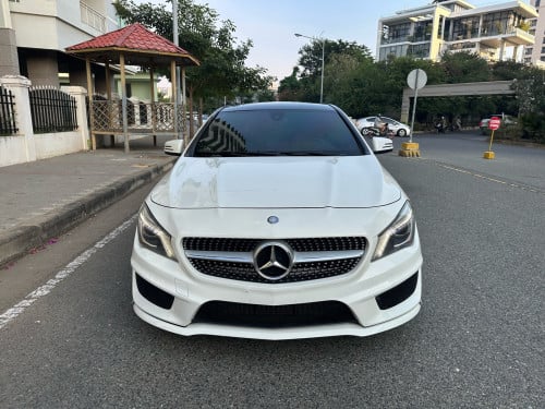 Sale Mercedes Benz CLA250 AMG ឆ្នាំ​2015​ស្មាតឃី​ ក្រដាស​ពន្ធ​