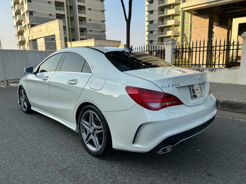 Sale Mercedes Benz CLA250 AMG ឆ្នាំ​2015​ស្មាតឃី​ ក្រដាស​ពន្ធ​