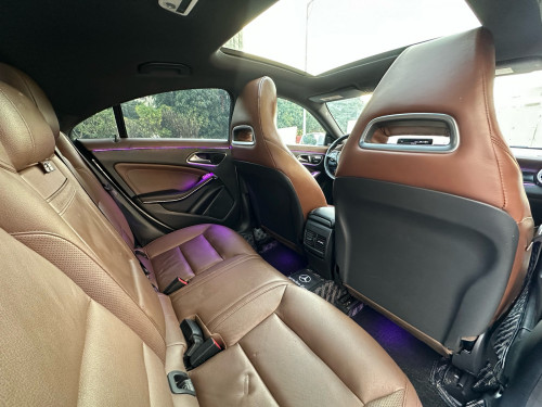 Sale Mercedes Benz CLA250 AMG ឆ្នាំ​2015​ស្មាតឃី​ ក្រដាស​ពន្ធ​