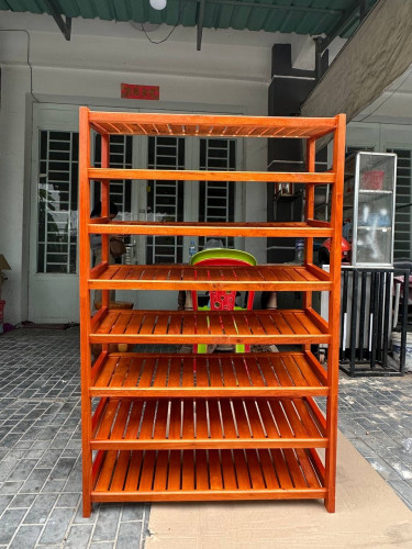 Shelf shoes