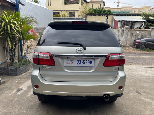 Toyota Fortuner 2008