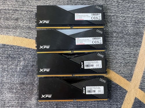 XPG DDR5 5200 16G × 4 = 64GB