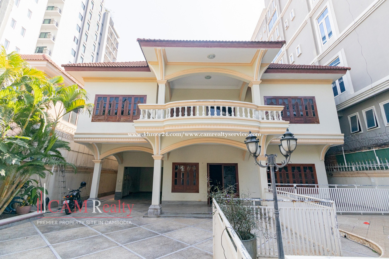 Commercial Villa For Rent in BKK1