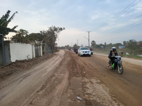 ​ដីលកបន្ទាន់តម្លៃថោកជាងទីផ្សារ