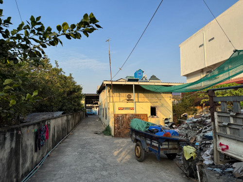 ដី និង ផ្ទះសម្រាប់លក់