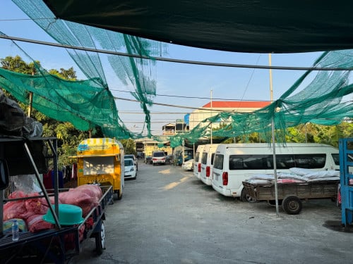 ដី និង ផ្ទះសម្រាប់លក់