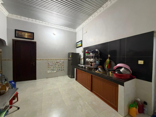 ផ្ទះលក់បន្ទាន់តំលៃ9មុឺន​(ចរចា)