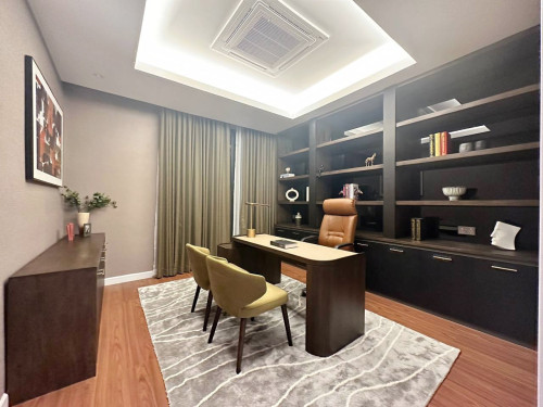 𝐉 𝐓𝐨𝐰𝐞𝐫 𝟑 Condominium for SALE