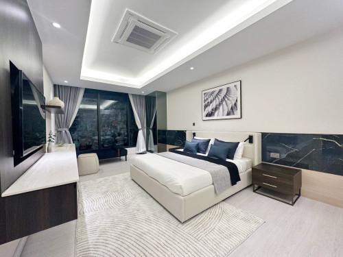 𝐉 𝐓𝐨𝐰𝐞𝐫 𝟑 Condominium for SALE