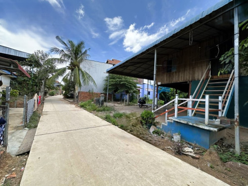 🏦House for Available for Urgent Sale at a Special Price (Negotiable).