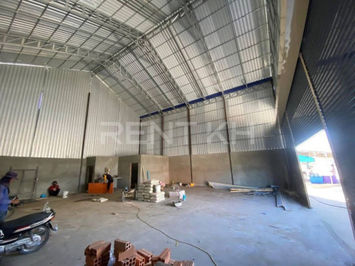 ឃ្លាំងជួលនៅក្រាំងធ្នង់់ / Warehouse for Rent at Sangkat Krang Thnung