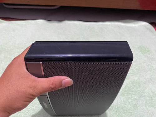 Bose soundock portable digital music system
