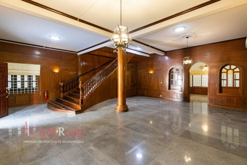 Commercial Villa For Rent in BKK1