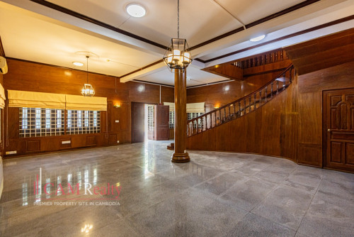 Commercial Villa For Rent in BKK1