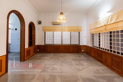Commercial Villa For Rent in BKK1