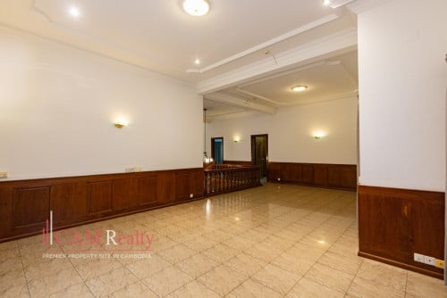 Commercial Villa For Rent in BKK1