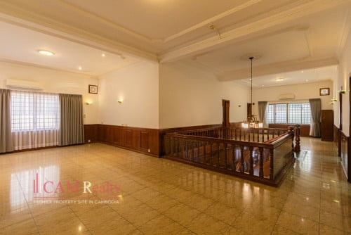 Commercial Villa For Rent in BKK1