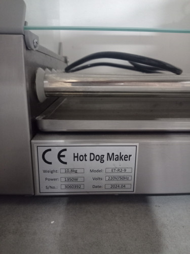 Hot dog maker