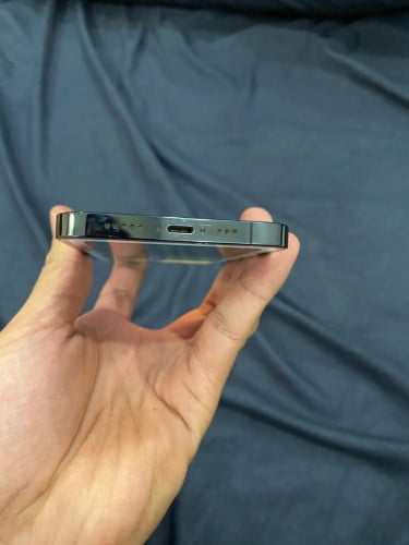 IPhone 12 Pro 256g 260$ មានស្គេន