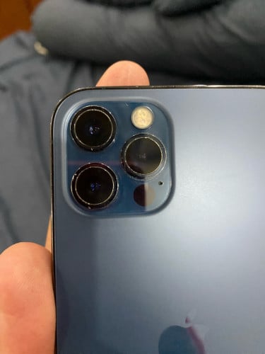 IPhone 12 Pro 256g 260$ មានស្គេន