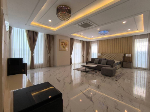 Queen Villa for RENT ๐ก! โข Location: Borey Peng Huoth Meragarden50m AEon3 Mall