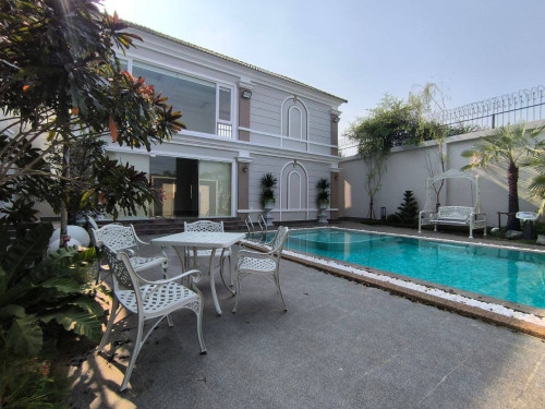 Queen Villa for RENT ๐ก! โข Location: Borey Peng Huoth Meragarden50m AEon3 Mall