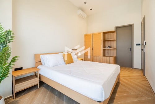Urgent sale Time Square 5 BKK1 3 bedrooms